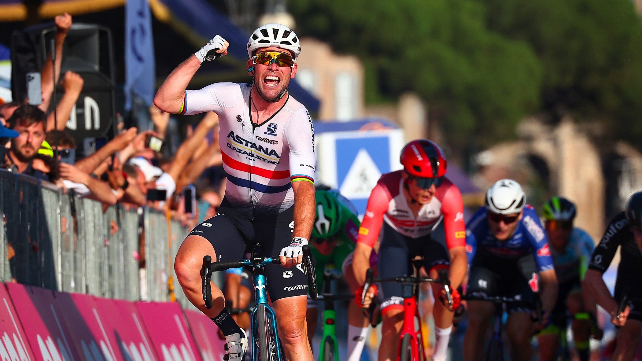 Mark Cavendish – Win in Rome – LIMAR AU